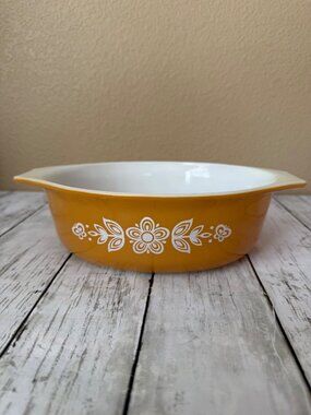 Vintage Pyrex 043 Butterfly Gold Casserole Dish 1.5 Qt Pre-owned1